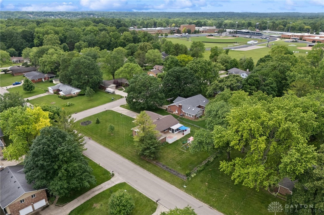 2530 Kenmont Court, Beavercreek, Ohio image 40