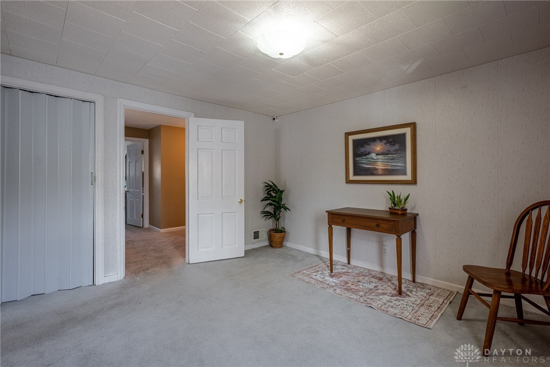 417 Chatham Drive, Kettering, Ohio image 32