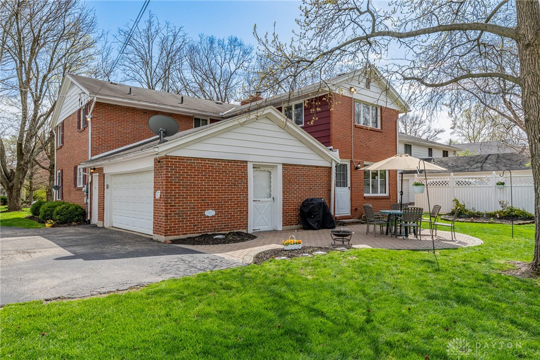 417 Chatham Drive, Kettering, Ohio image 47