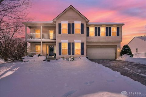 Photo of 7 W Long Meadow Drive, Springboro, OH 45066 (MLS # 951392)