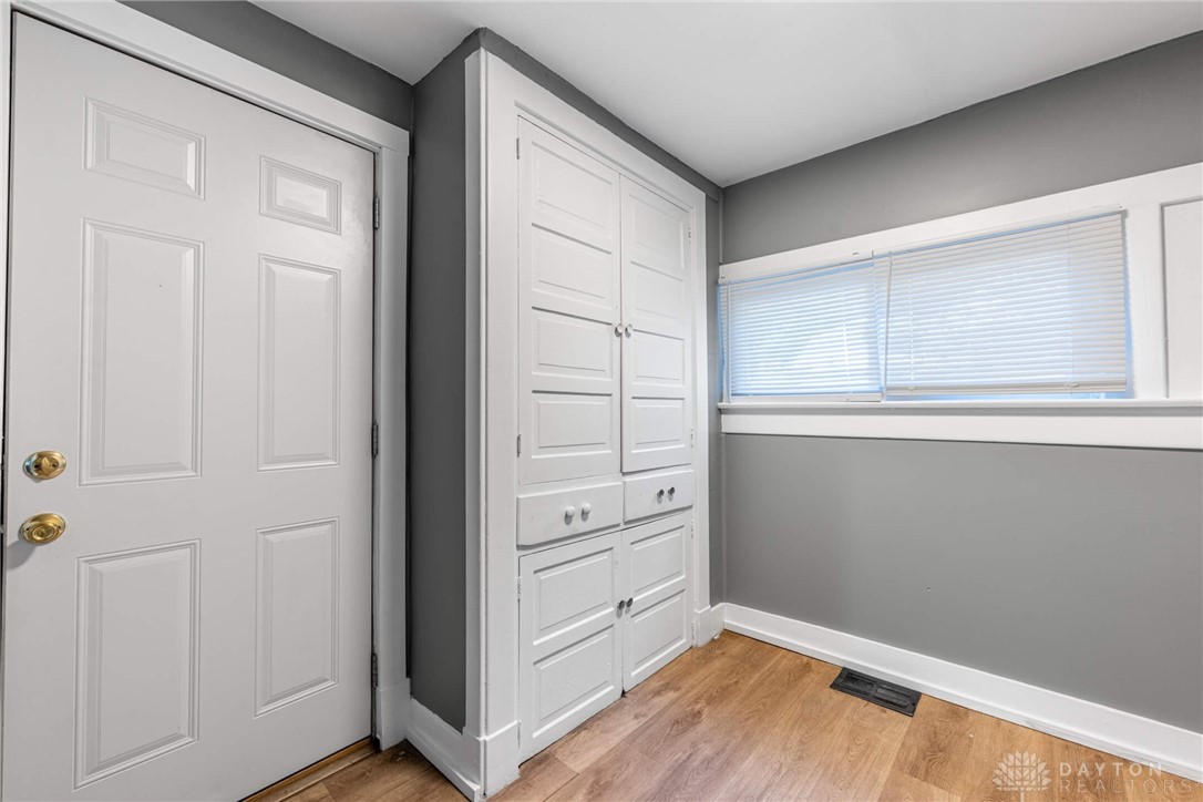 Dayton, Ohio 45403, United States, 3 Bedrooms Bedrooms, ,1 BathroomBathrooms,Residential,Active,227859