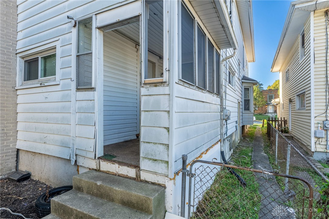 Dayton, Ohio 45403, United States, 3 Bedrooms Bedrooms, ,1 BathroomBathrooms,Residential,Active,227859