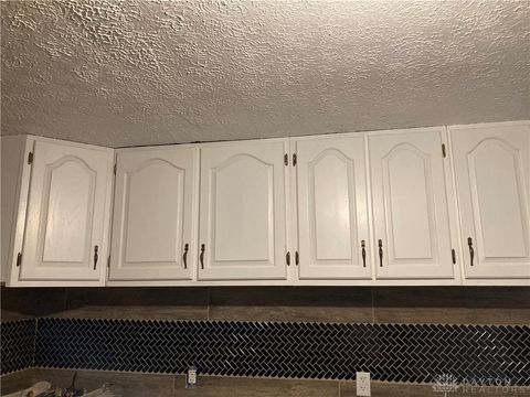 Photo of 1105 Farlow Street, Springfield, OH 45503 (MLS # 952668)