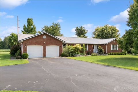 Photo of 1985 State Route 730, Union Twp, OH 45177 (MLS # 950903)