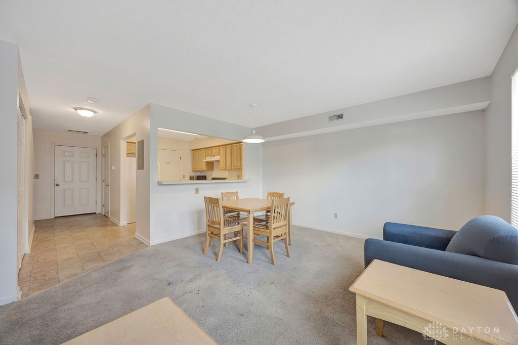 978 Irving Avenue #35, Dayton, Ohio image 2