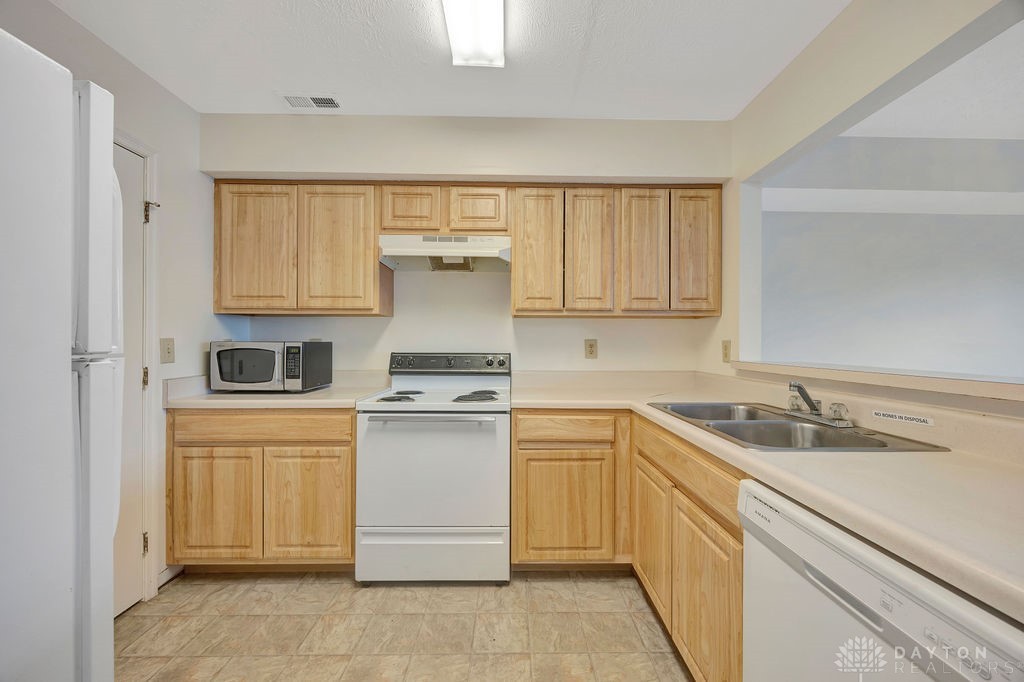 978 Irving Avenue #35, Dayton, Ohio image 7