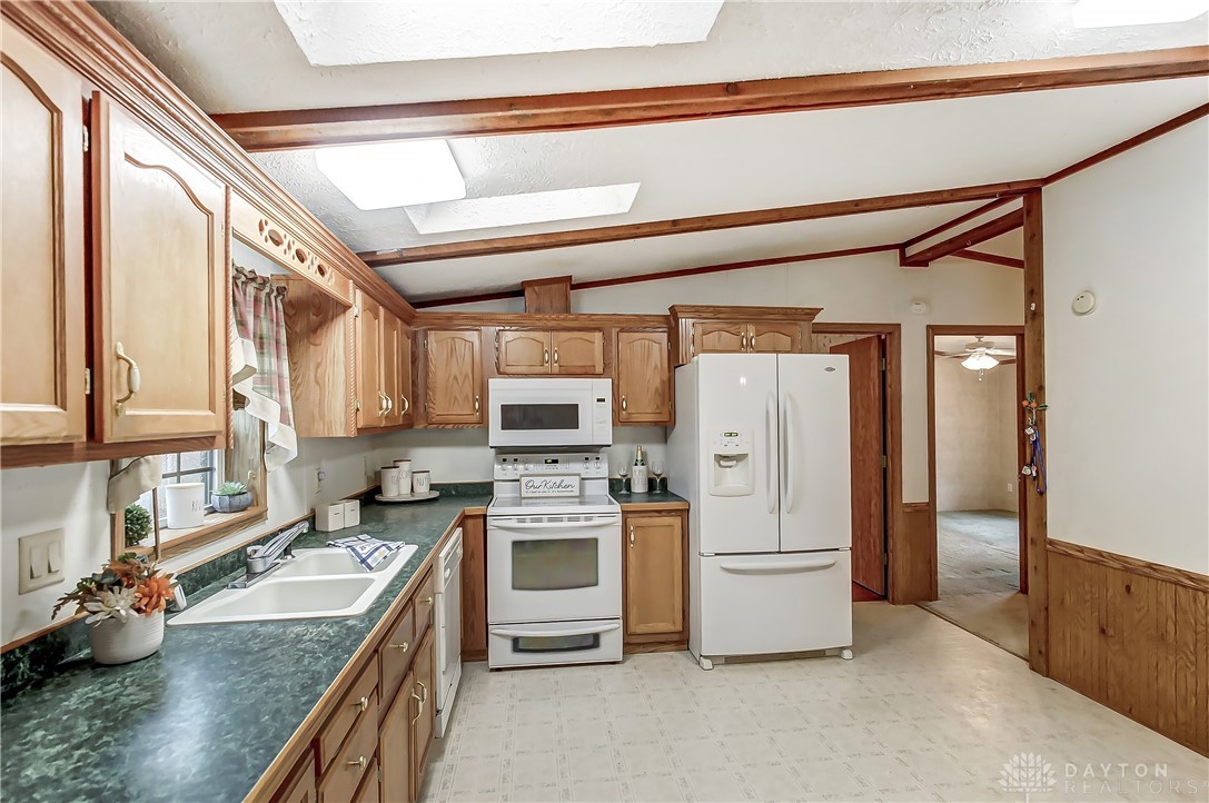 3236 N Urbana Lisbon Road, South Vienna, Ohio image 17