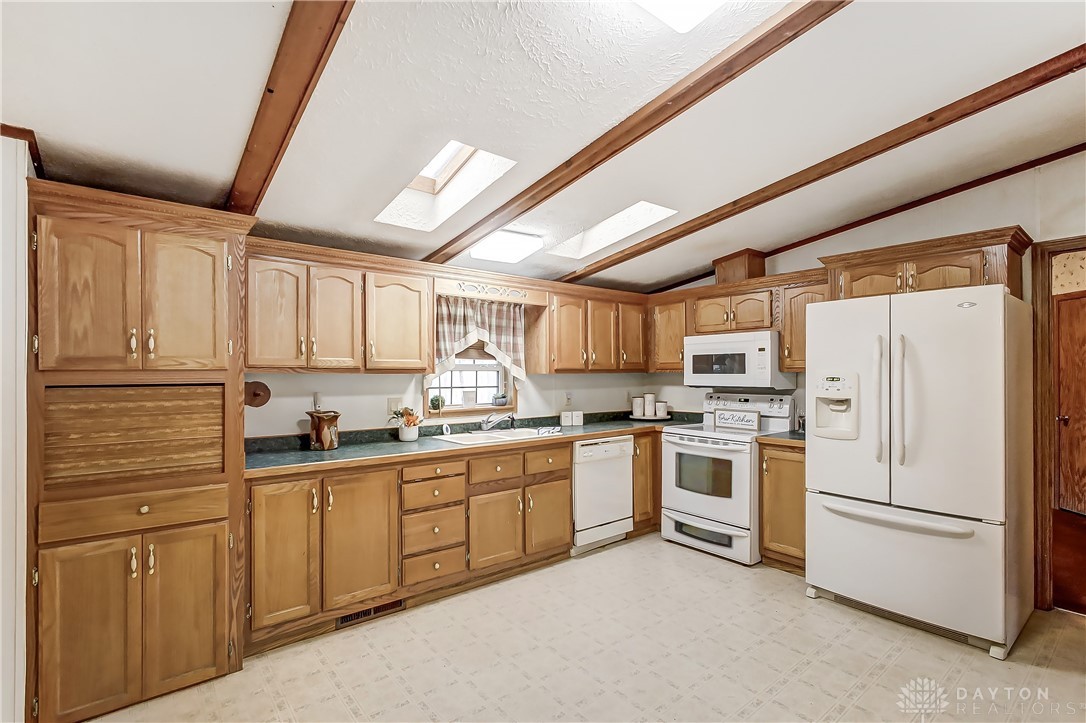 3236 N Urbana Lisbon Road, South Vienna, Ohio image 15