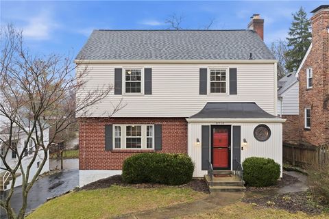 Photo of 6512 Blue Ridge Avenue, Cincinnati, OH 45213 (MLS # 953391)