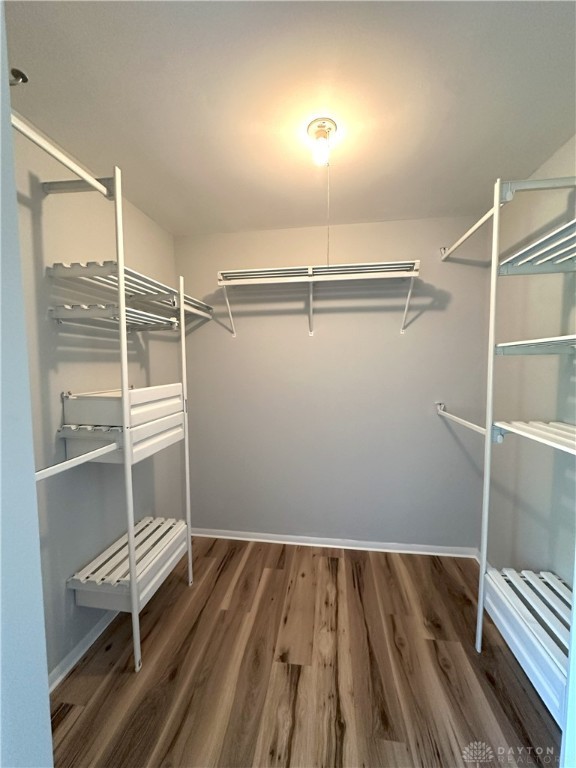 Englewood, Ohio 45322, United States, 4 Bedrooms Bedrooms, ,3 BathroomsBathrooms,Residential,Pending,121334