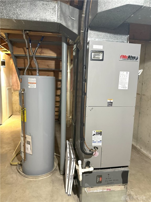 Englewood, Ohio 45322, United States, 4 Bedrooms Bedrooms, ,3 BathroomsBathrooms,Residential,Pending,121334