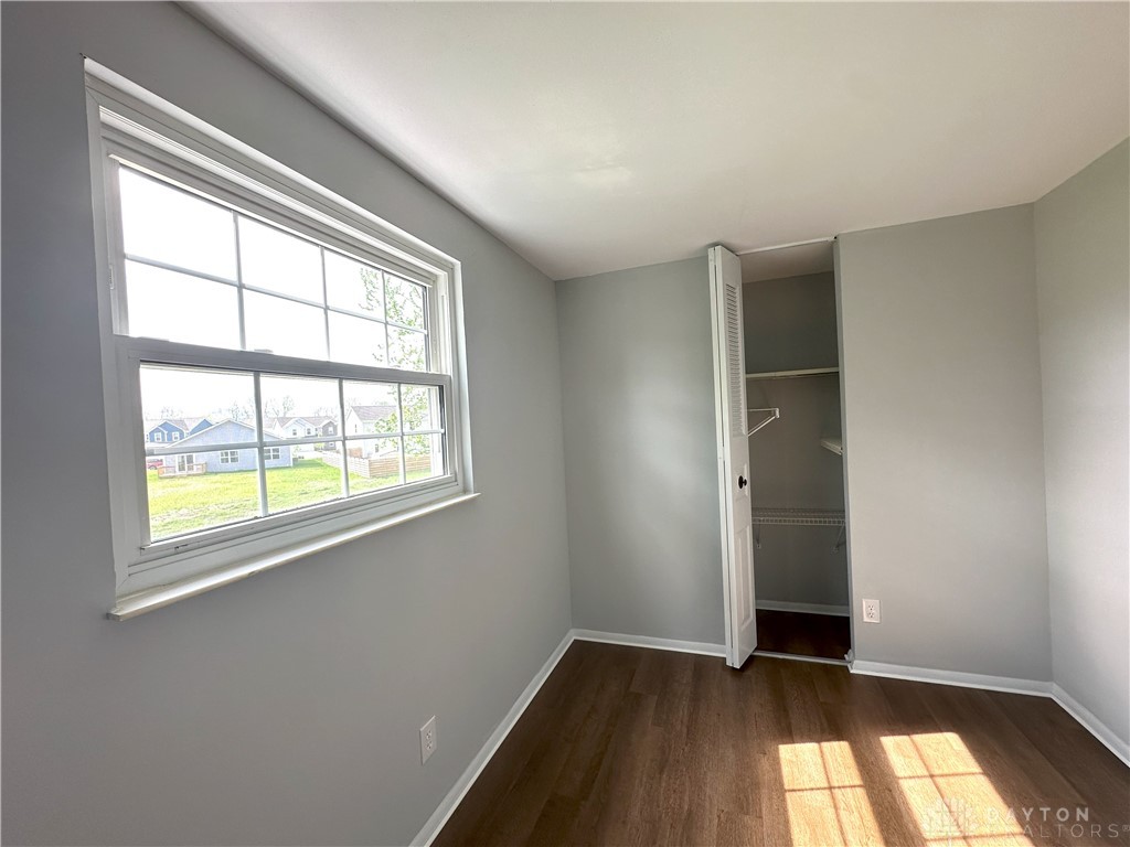 Englewood, Ohio 45322, United States, 4 Bedrooms Bedrooms, ,3 BathroomsBathrooms,Residential,Pending,121334