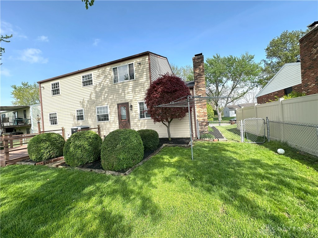 Englewood, Ohio 45322, United States, 4 Bedrooms Bedrooms, ,3 BathroomsBathrooms,Residential,Pending,121334