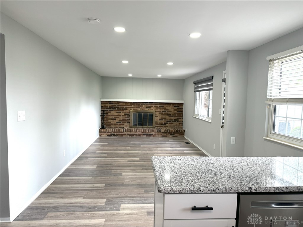 Englewood, Ohio 45322, United States, 4 Bedrooms Bedrooms, ,3 BathroomsBathrooms,Residential,Pending,121334