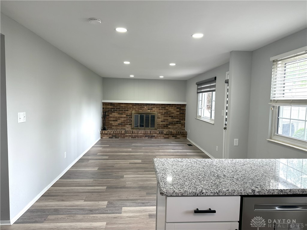 Englewood, Ohio 45322, United States, 4 Bedrooms Bedrooms, ,3 BathroomsBathrooms,Residential,Pending,121334