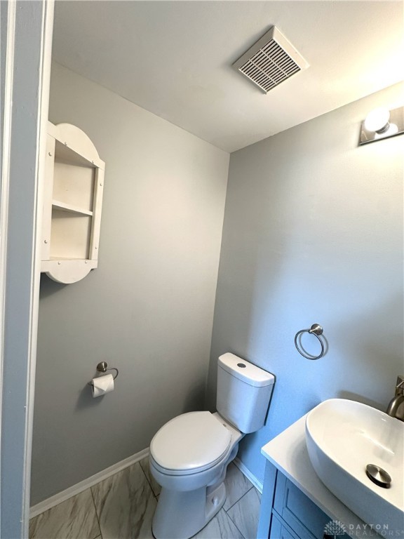 Englewood, Ohio 45322, United States, 4 Bedrooms Bedrooms, ,3 BathroomsBathrooms,Residential,Pending,121334