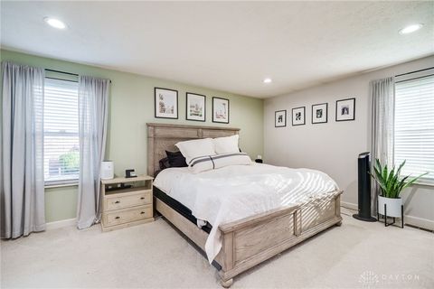 Tiny photo for 8948 Autumngate Lane, Dayton, OH 45424 (MLS # 946061)