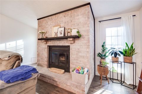 Tiny photo for 8948 Autumngate Lane, Dayton, OH 45424 (MLS # 946061)