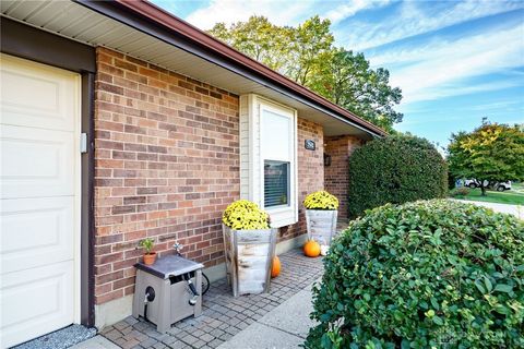 Tiny photo for 8948 Autumngate Lane, Dayton, OH 45424 (MLS # 946061)