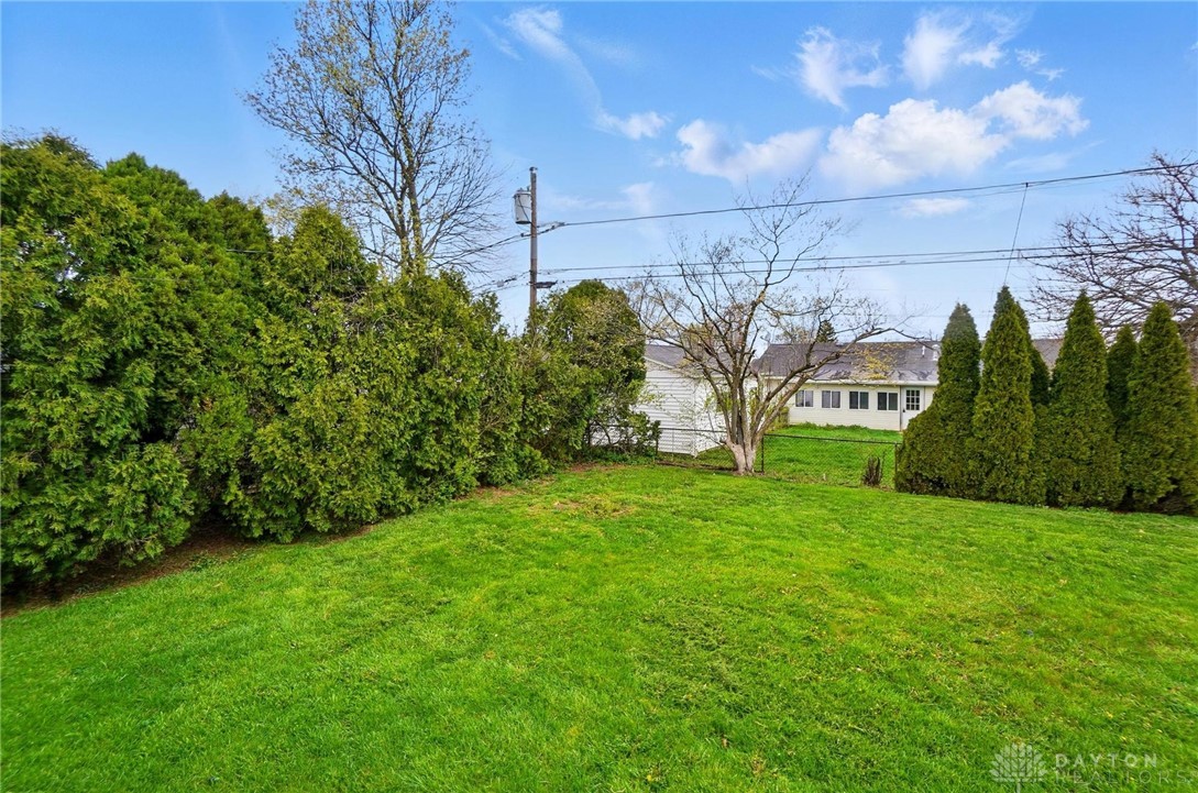 1206 Burket Drive, New Carlisle, Ohio image 7
