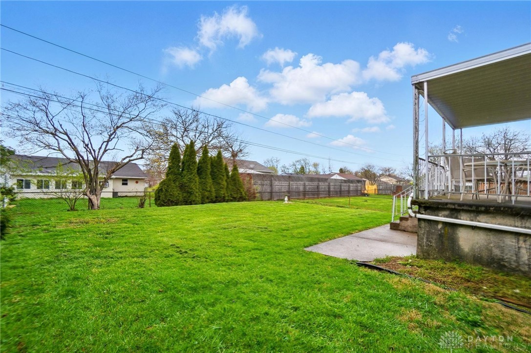 1206 Burket Drive, New Carlisle, Ohio image 9