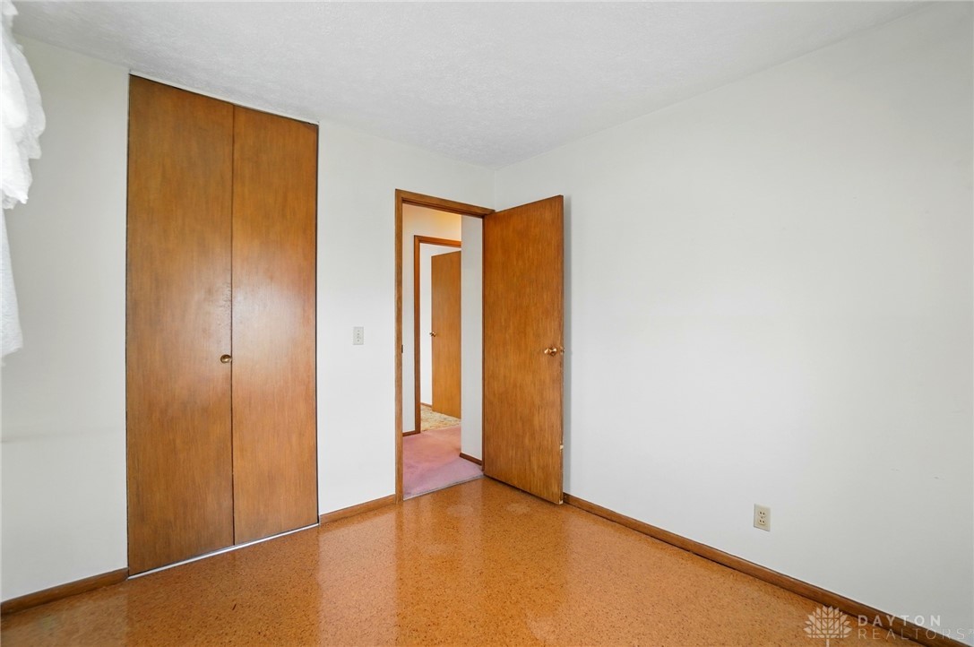 1206 Burket Drive, New Carlisle, Ohio image 24