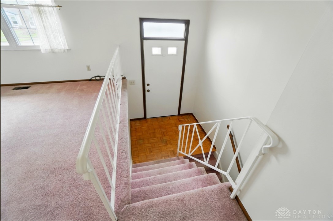 1206 Burket Drive, New Carlisle, Ohio image 14
