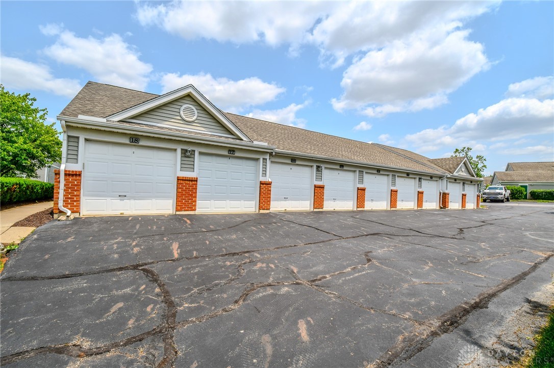 1547 Commons Drive, Miamisburg, Ohio image 32