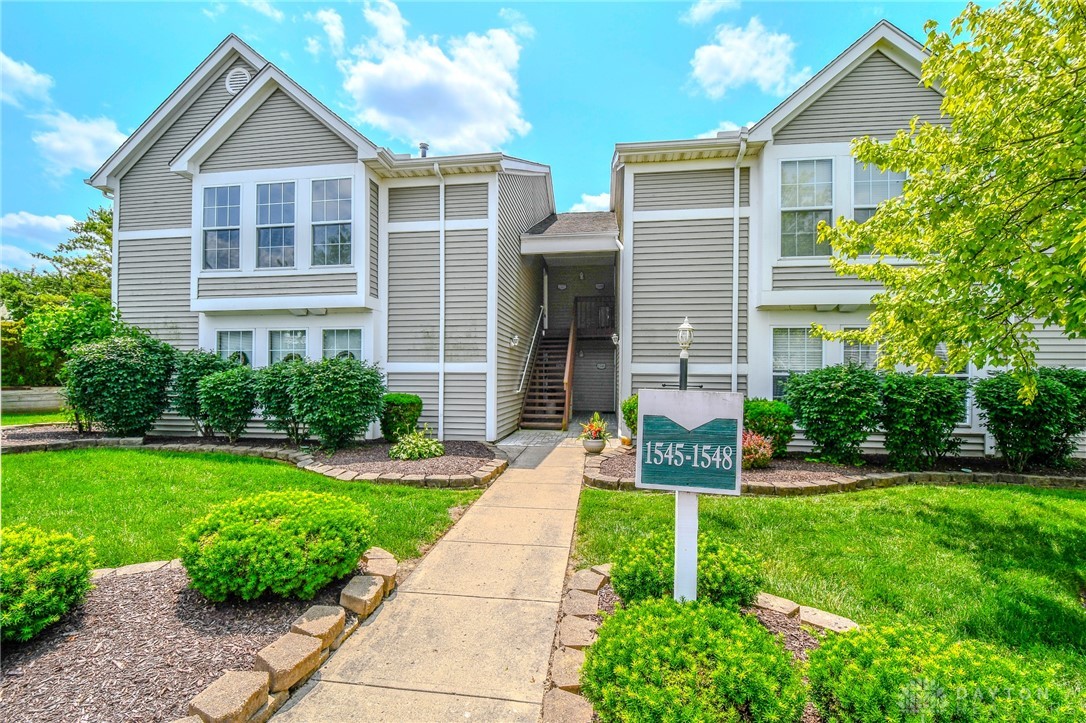 1547 Commons Drive, Miamisburg, Ohio image 1