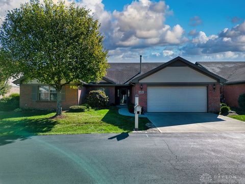 Photo of 1311 Eagles Way, Xenia, OH 45385 (MLS # 945597)