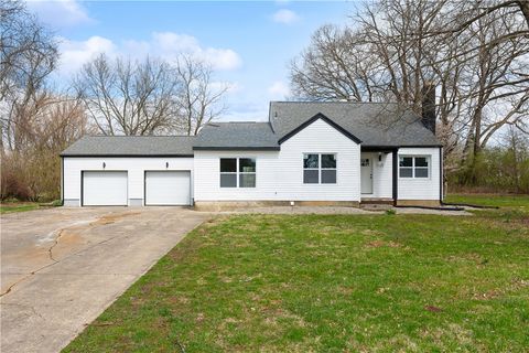 Homes For Sale - 2725 Stonequarry Road<br/> Dayton, OH 45414