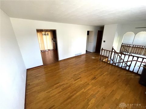 Tiny photo for 615 Burnside Drive, Miamisburg, OH 45342 (MLS # 946519)