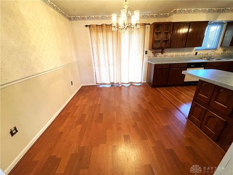 Tiny photo for 615 Burnside Drive, Miamisburg, OH 45342 (MLS # 946519)