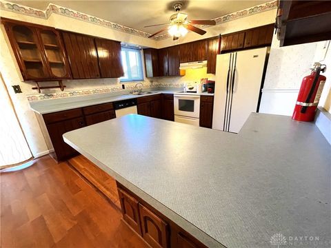 Tiny photo for 615 Burnside Drive, Miamisburg, OH 45342 (MLS # 946519)