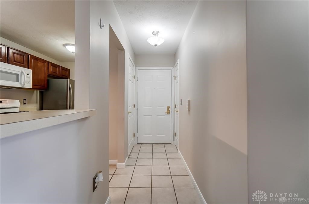 3087 Westminster Drive #101, Beavercreek, Ohio image 4