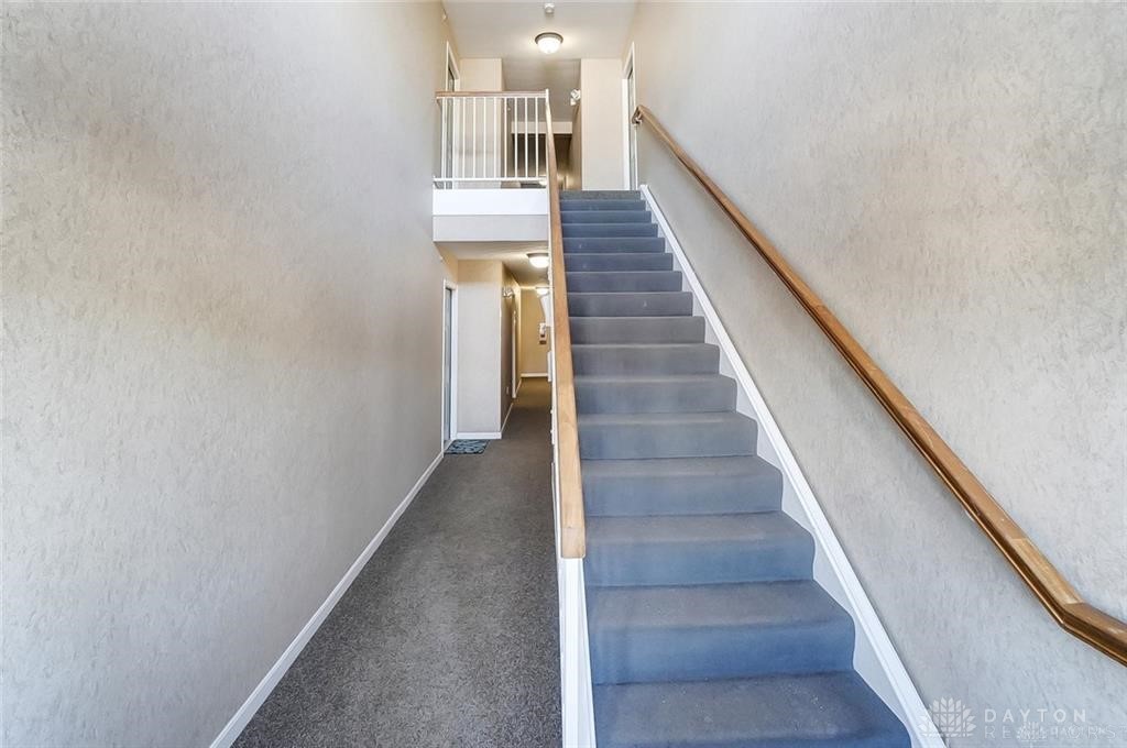3087 Westminster Drive #101, Beavercreek, Ohio image 2