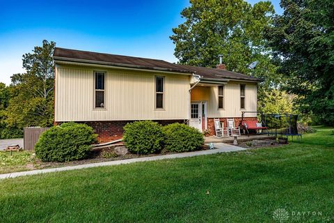 Photo of 4401 California Road, Okeana, OH 45053 (MLS # 944375)