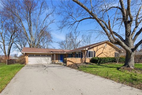 Photo of 2433 E Rahn Road, Kettering, OH 45440 (MLS # 953696)