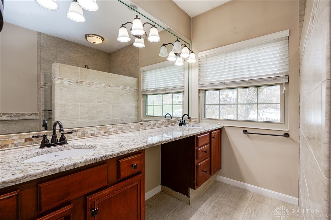 3762 E Sudbury Court, Bellbrook, Ohio image 25