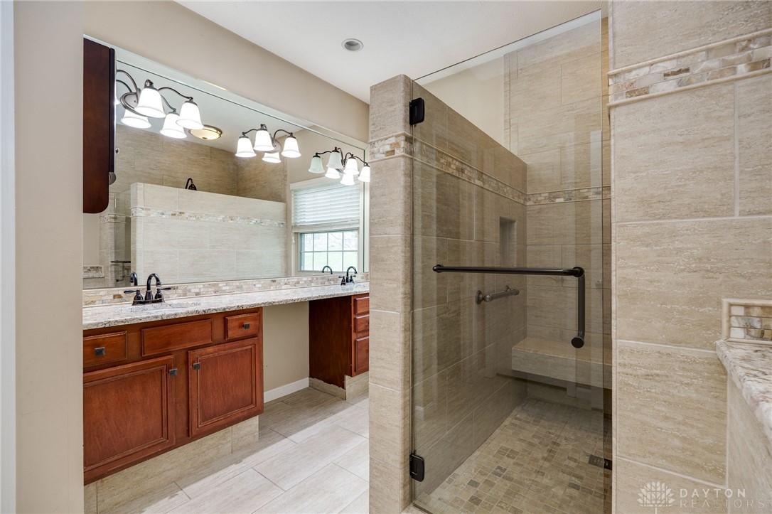 3762 E Sudbury Court, Bellbrook, Ohio image 24