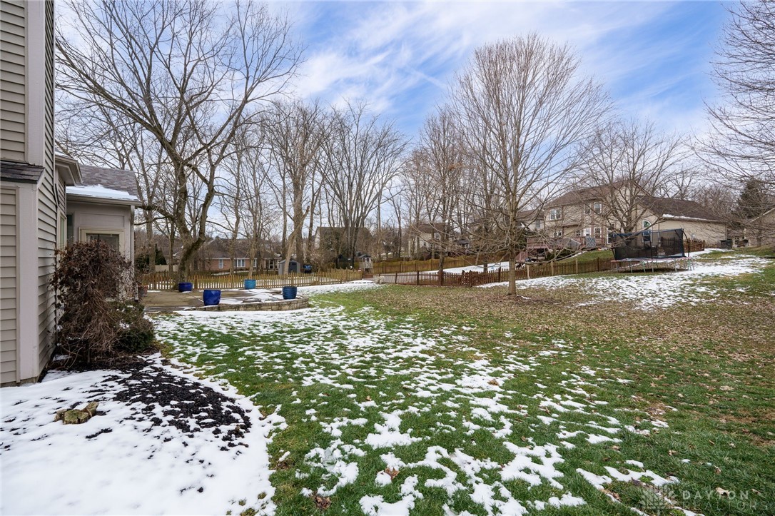 3762 E Sudbury Court, Bellbrook, Ohio image 36