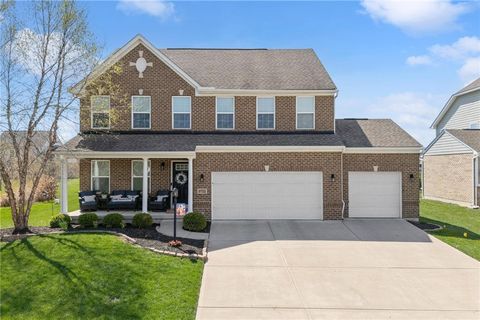 Photo of 9755 Crooked Creek Drive, Centerville, OH 45458 (MLS # 956340)