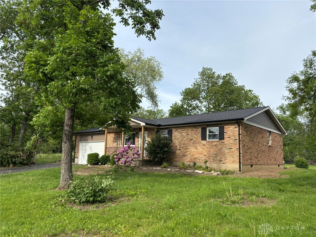 2186 Ridge Road, Springfield, Ohio image 6