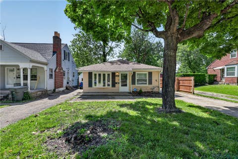 Condo For Sale - 1947 Parkhill Drive<br/> Dayton, OH 45406