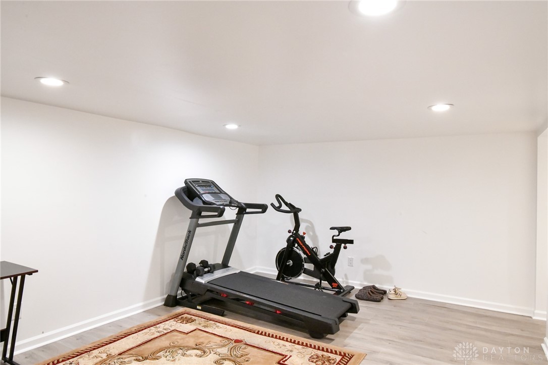 Dayton, Ohio 45404, United States, 5 Bedrooms Bedrooms, ,3 BathroomsBathrooms,Residential,Active,170349