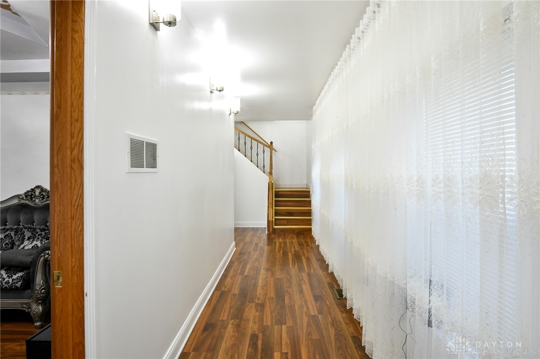 Dayton, Ohio 45404, United States, 5 Bedrooms Bedrooms, ,3 BathroomsBathrooms,Residential,Active,170349