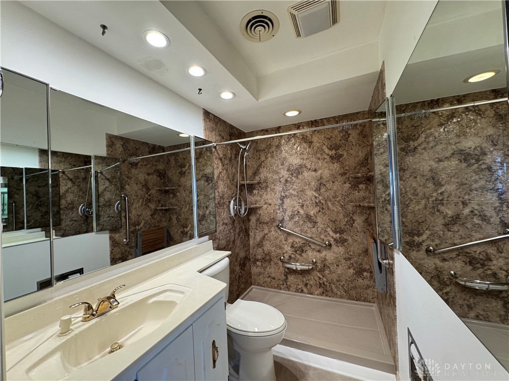 Dayton, Ohio 45432, United States, 3 Bedrooms Bedrooms, ,1 BathroomBathrooms,Residential,Active,91270