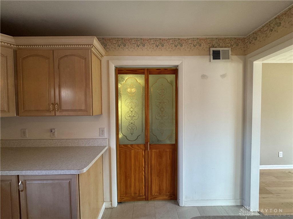 Dayton, Ohio 45432, United States, 3 Bedrooms Bedrooms, ,1 BathroomBathrooms,Residential,Active,91270