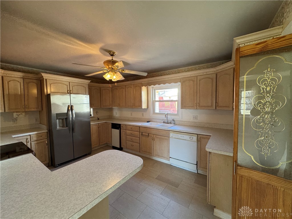 Dayton, Ohio 45432, United States, 3 Bedrooms Bedrooms, ,1 BathroomBathrooms,Residential,Active,91270