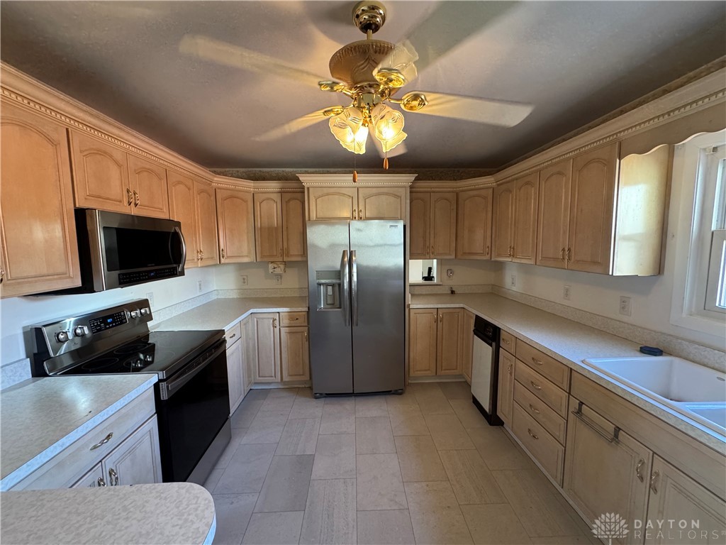 Dayton, Ohio 45432, United States, 3 Bedrooms Bedrooms, ,1 BathroomBathrooms,Residential,Active,91270